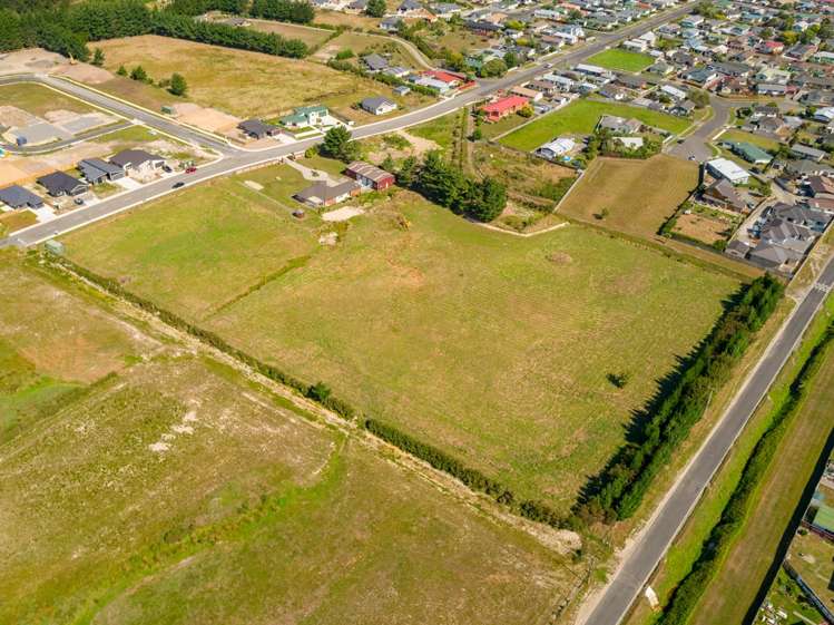 7 Te Ara O Pukeko Wainuiomata_0