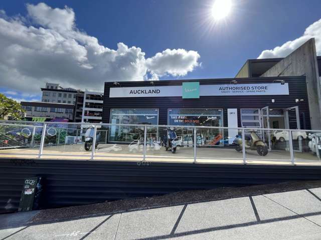 GROUND FLOOR NEWTON OFFICE