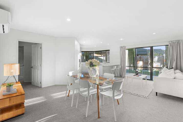 8 Protea Place_4