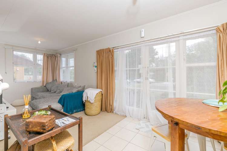 2/108 Titirangi Road New Lynn_16