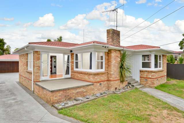 54 Knighton Road Hillcrest_1