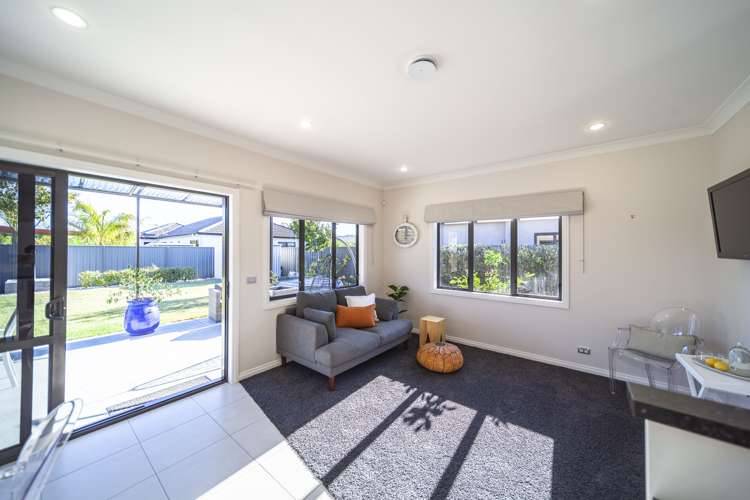 5 Portland Place Poraiti_7