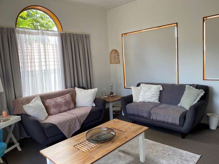 7 Angel Way Stanmore Bay_11