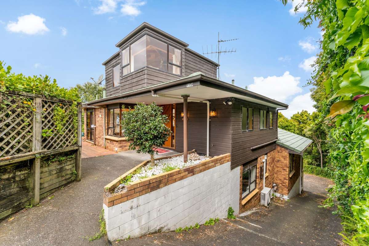 2/113 Pupuke Road_0