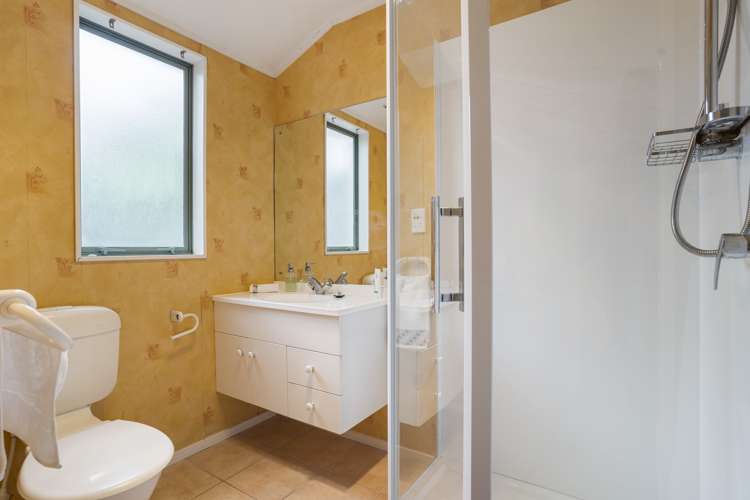 28 Bellville Drive Clendon Park_9