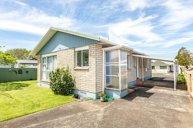 69 Exeter Crescent Springvale_24