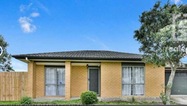 Modern brick & tile with 3 bedrooms, 2 bathrooms