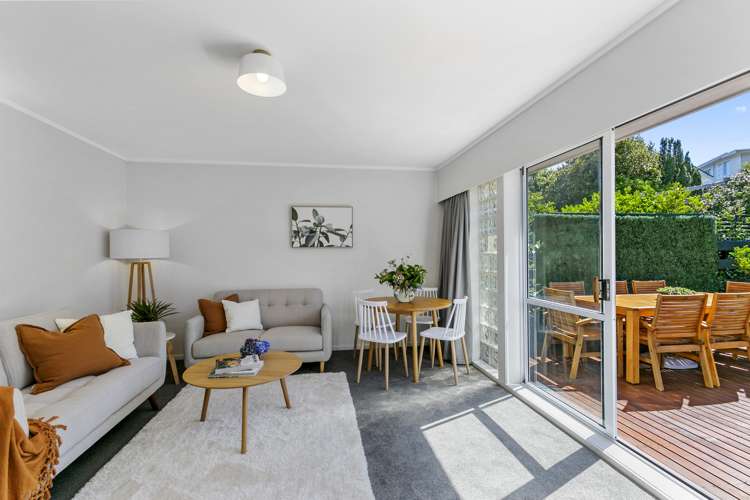 35 Akaroa Drive Maupuia_5