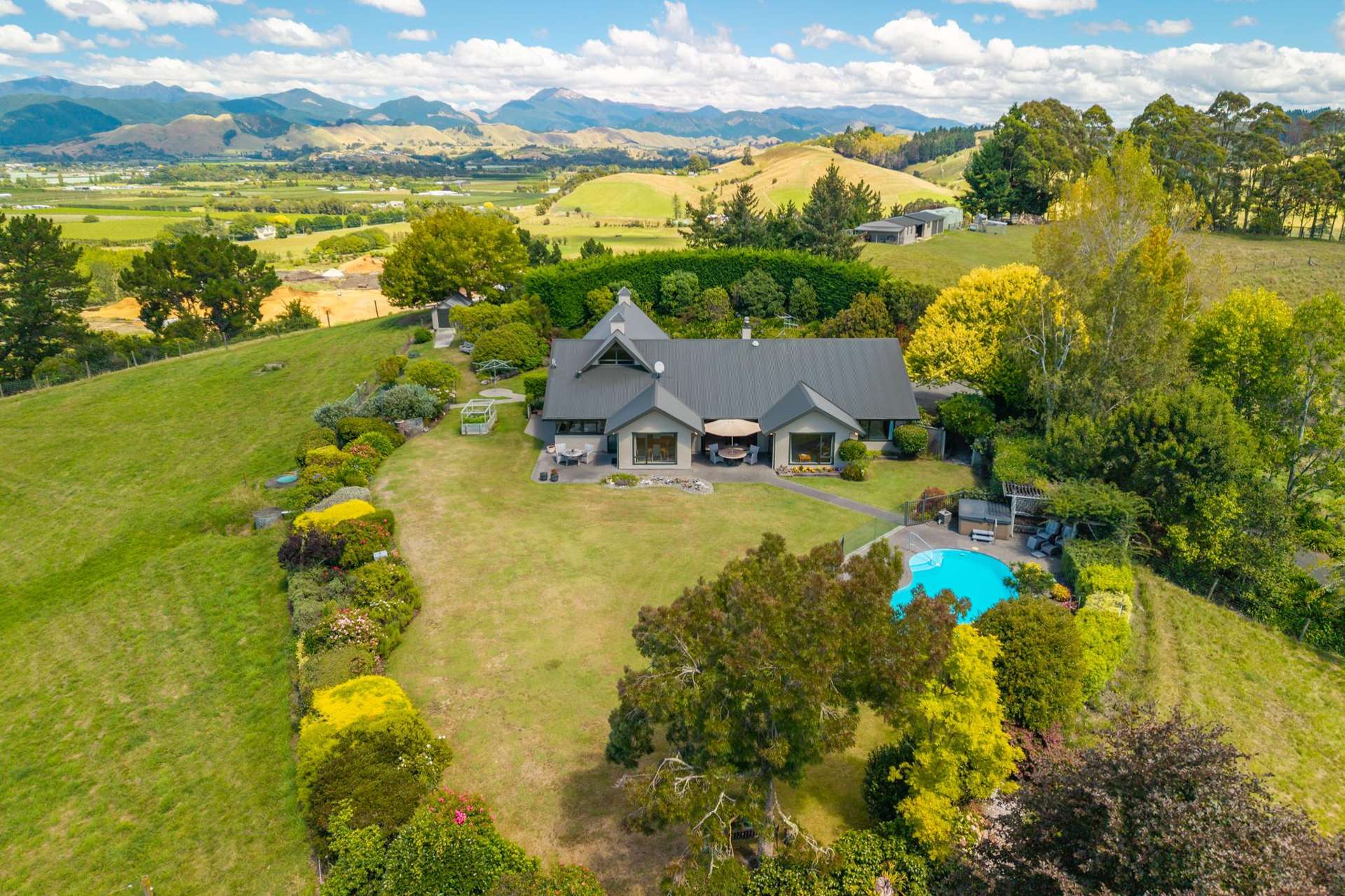 309 Golden Hills Road Redwood Valley_0