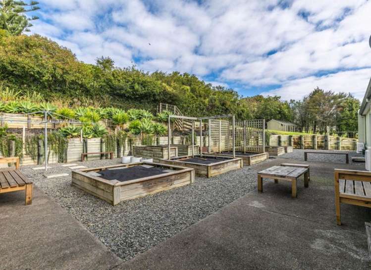 75 Whitford Park Road Whitford_32