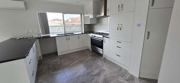 186 Botany Rd Botany Downs_5