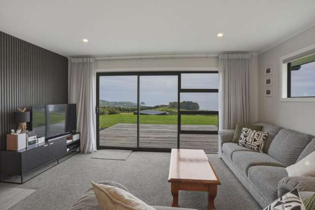 212 McMaster Road Saddle Hill_4