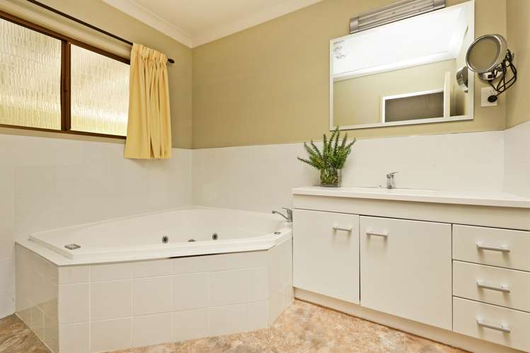 107 Ballantyne Road Poraiti_15