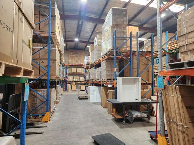 2/1 Lincoln Avenue Tawa_1