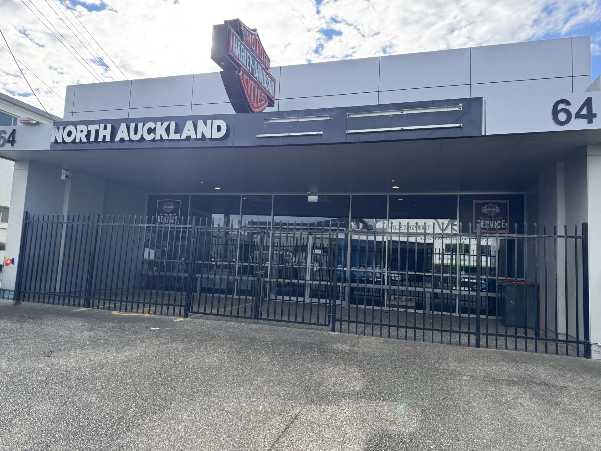 64 Barrys Point Road Takapuna_0