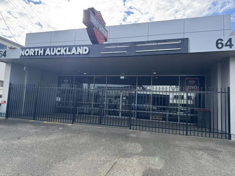 64 Barrys Point Road_0