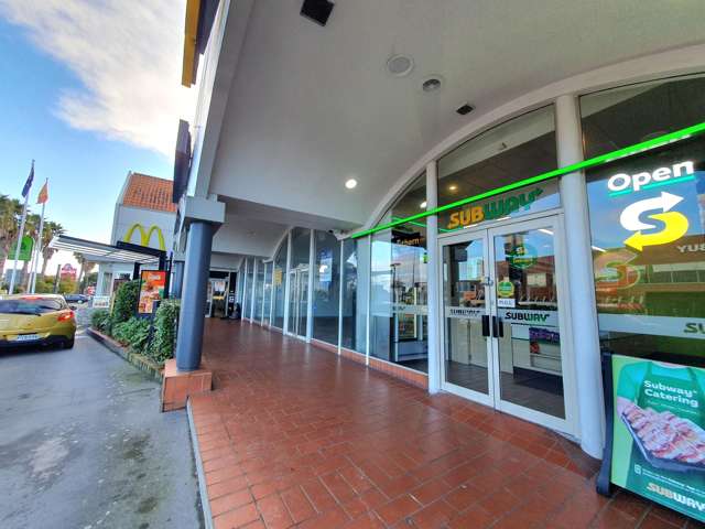Street Exposure on Manukau Road - For Lease