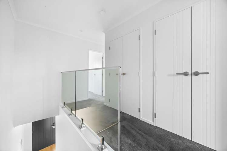 121 Otuwairoa Esplanade Papakura_12