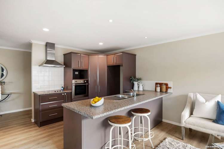 6 Feeny Crescent East Tamaki_9