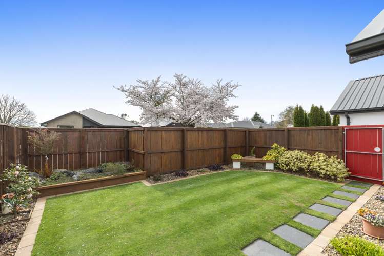 37 Little Oaks Drive Yaldhurst_16