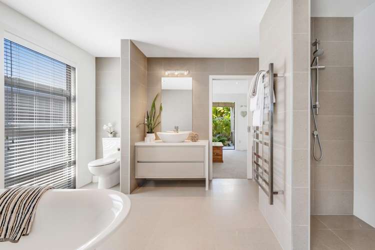 8 The Parade Bucklands Beach_14