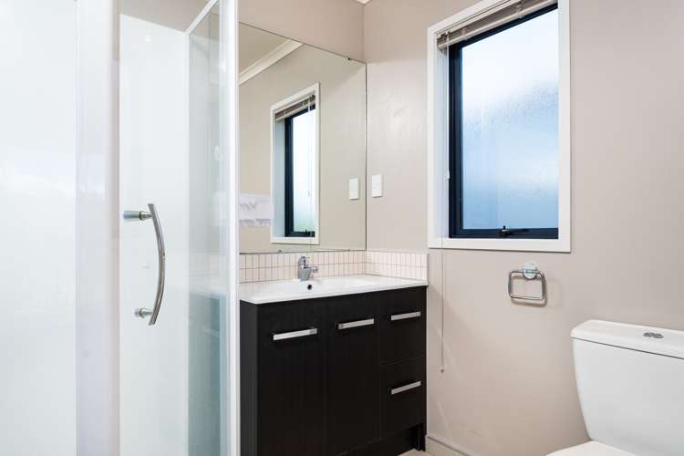 3 Sonoma Crescent Oteha_11