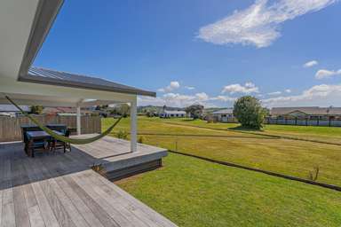 15 Whitby Avenue_2