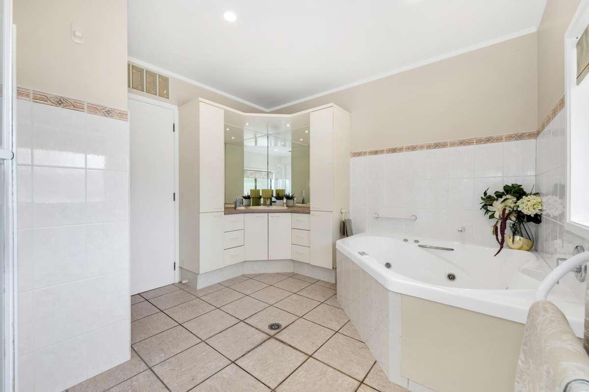 32 Haseler Crescent_3