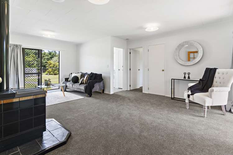 33 Tararua Drive Upper Plain_12