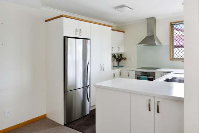 1/4 Andrew Street Stoke_4