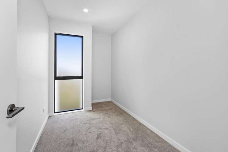 4/14 Short Street Waltham_7