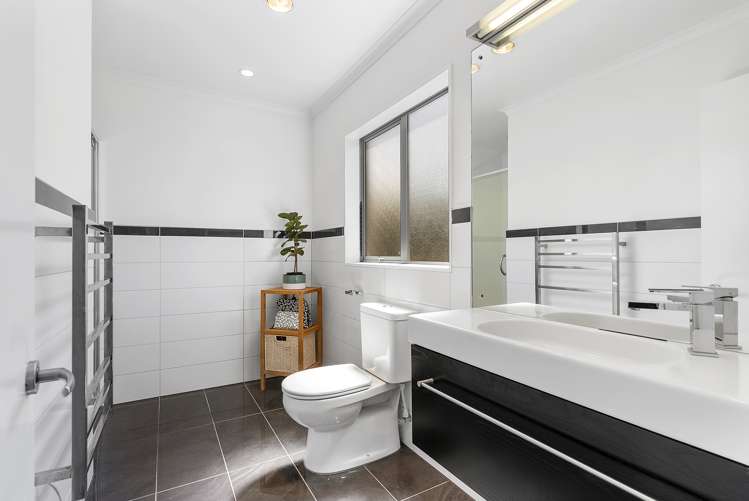 86 Barbarich Drive Stonefields_11