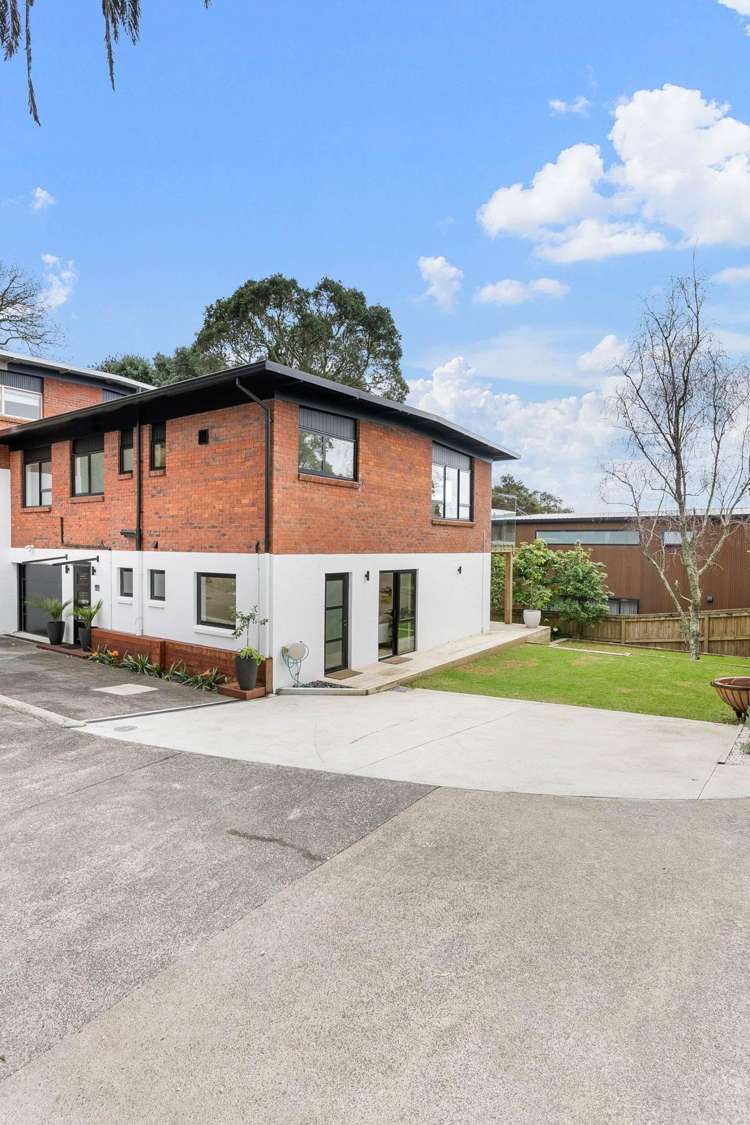 1/12 Surville Place Mairangi Bay_43