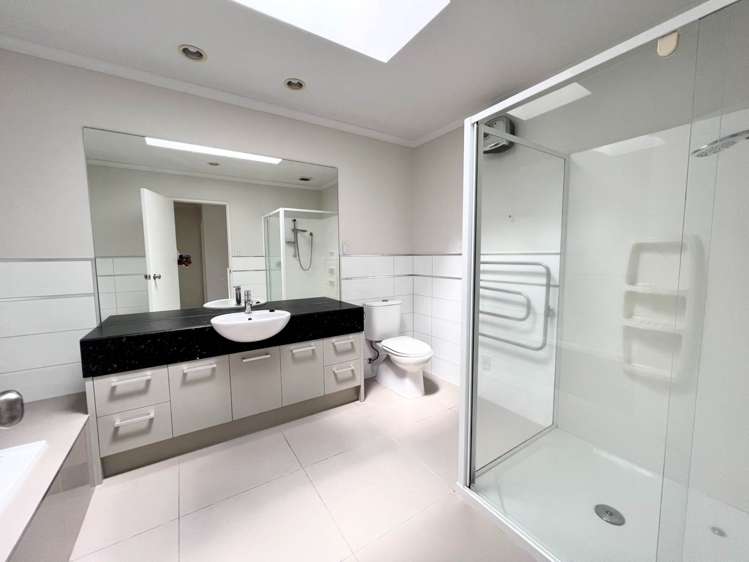 16 Brian Slater Way Stonefields_12