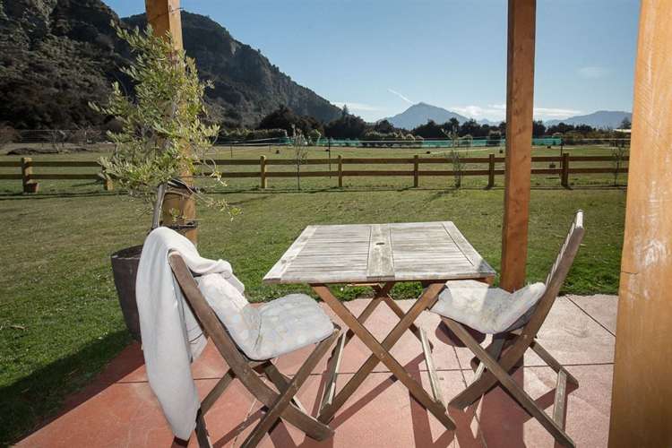 16 Old Racecourse Road Albert Town_6