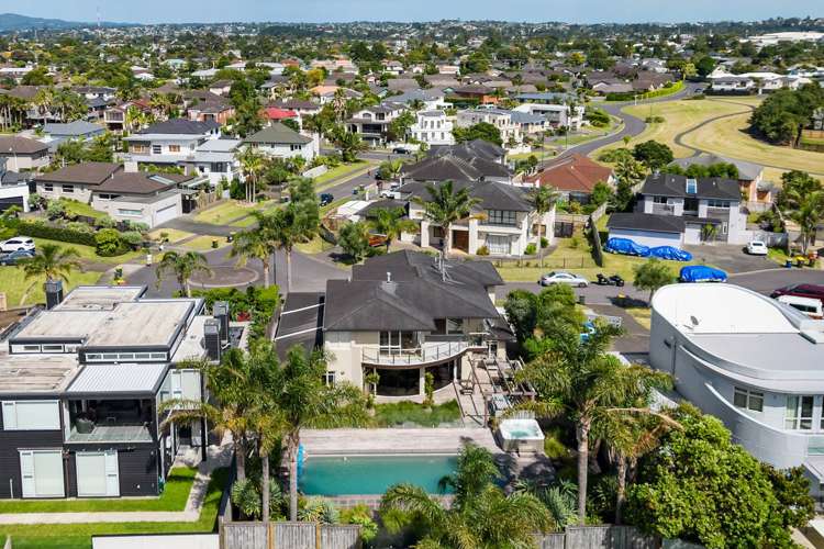 15 Matau Rise Te Atatu Peninsula_31