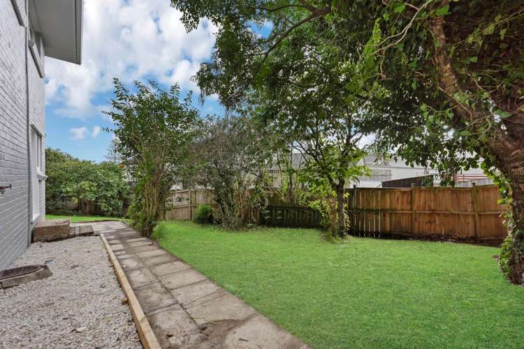 2/189 Whitney Street Blockhouse Bay_16