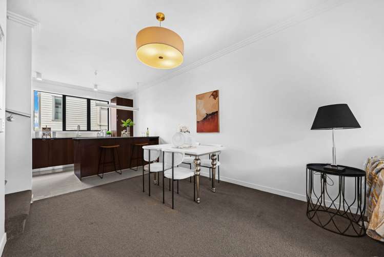 84 Norwood Drive Flat Bush_4