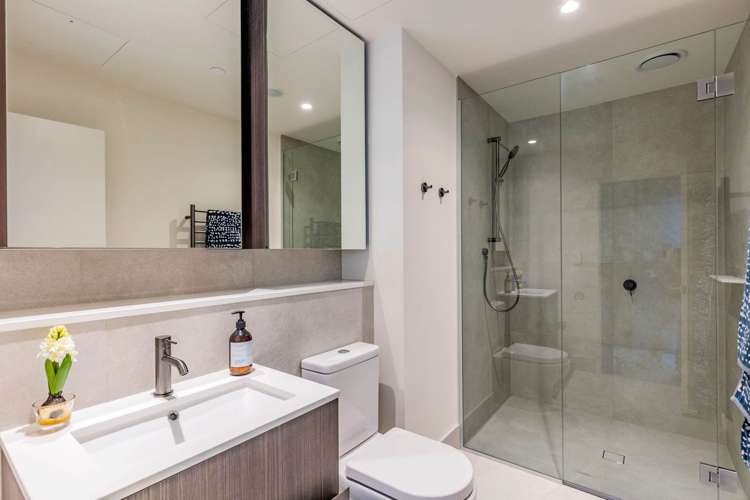 2606/10 Commerce Street Auckland Central_8