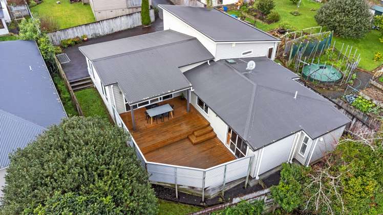 33a Thomson Avenue Dinsdale_2