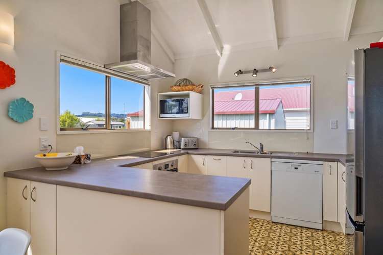 44 Scott Drive Cooks Beach_6
