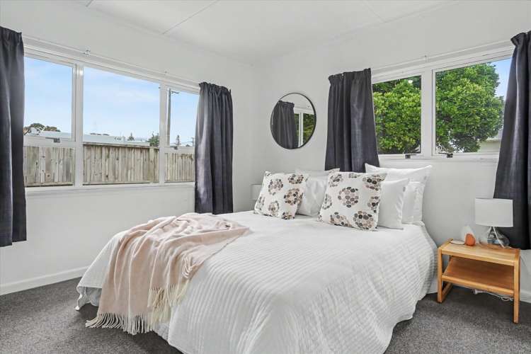 15 Carlisle Street Greerton_11
