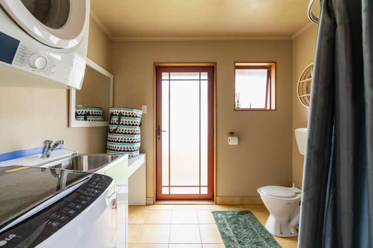 11 Scarp Street Karitane_25