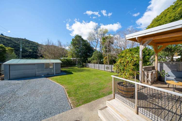 89 Hine Road Wainuiomata_16