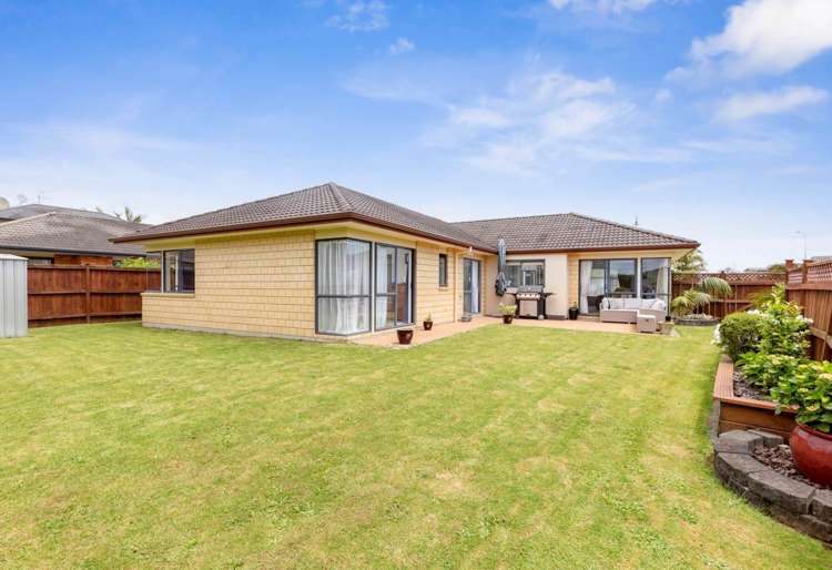 2 Bellshill Close Wattle Downs_14