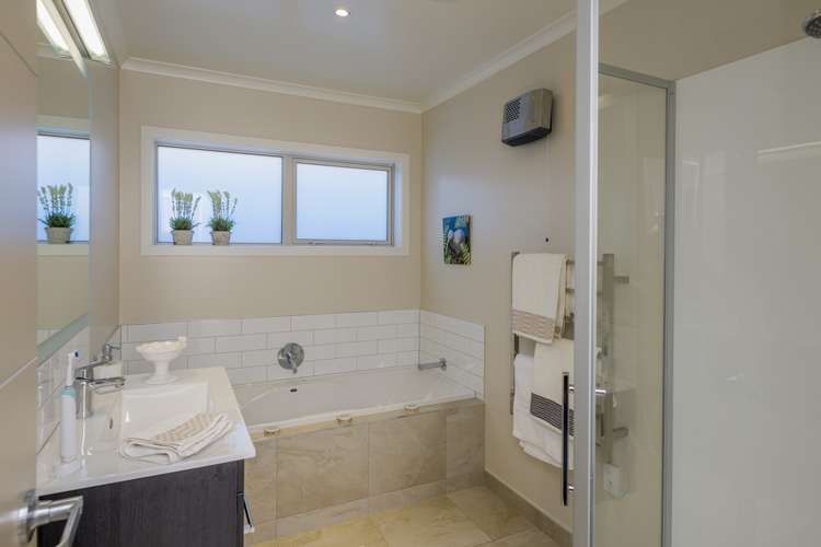 10 Otupoa Way Paraparaumu_18