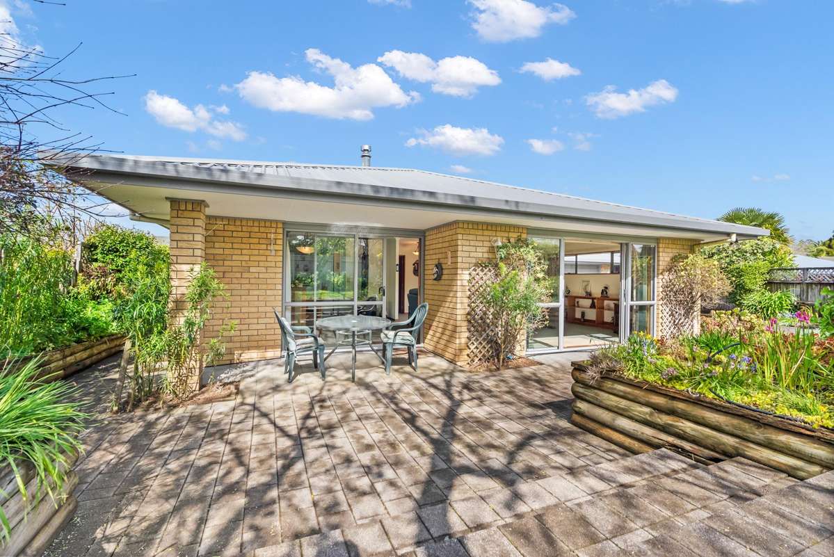 7 Carver Close_0