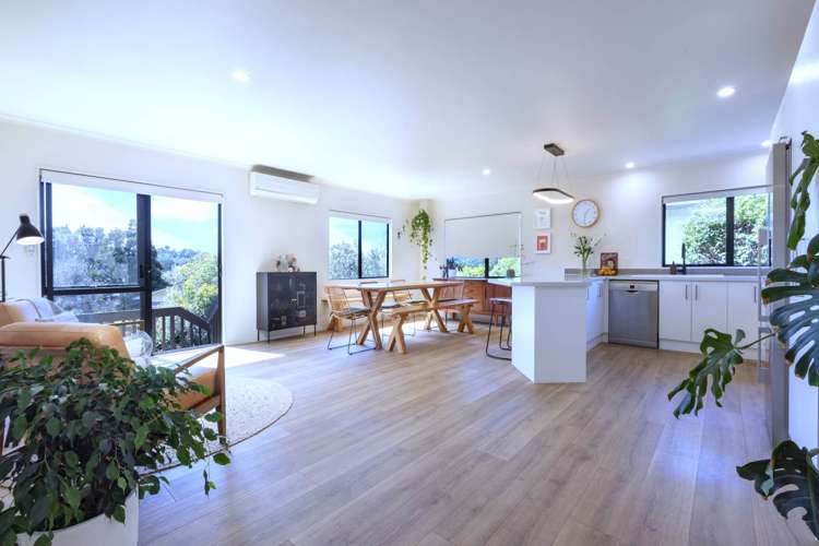 187a Godley Road Titirangi_2