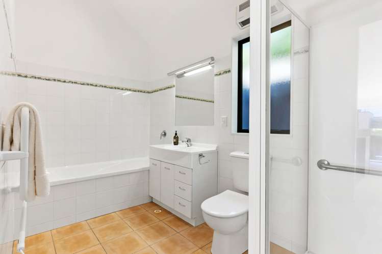 6 Futuna Close Karori_15