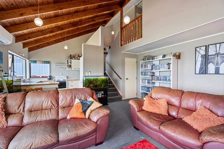 118 Beach Road Onerahi_9